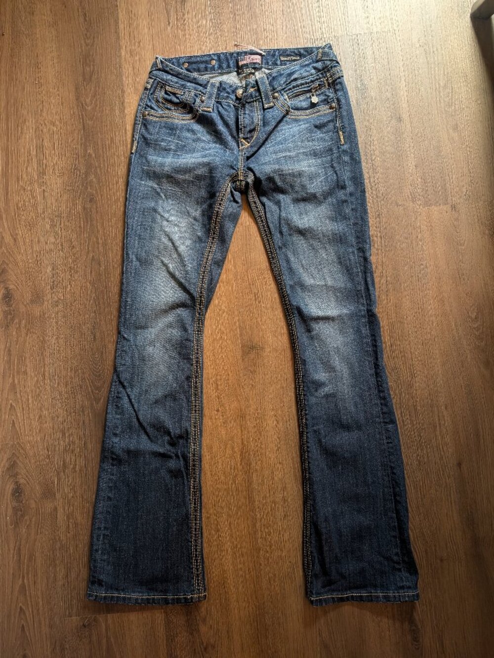 Express ReRock Barely Boot Women's Jeans. Size 4R